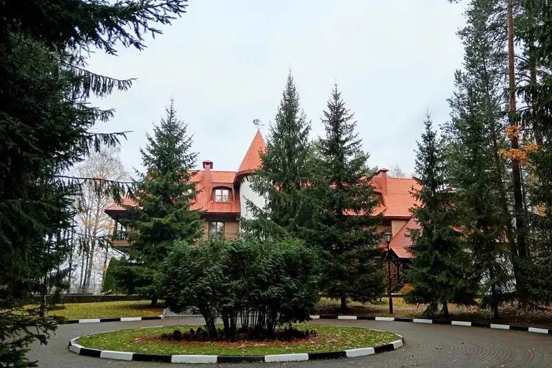 Гостиница «Плавно»